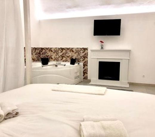 Ada Suites & Spa