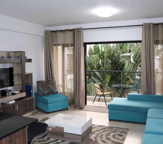 COSY APARTMENT 110m2 - 3 BEDROOM - FULLY FURNISHED