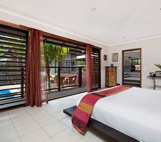 Banyak Villa