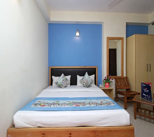 OYO 9046 Hotel Metro Star