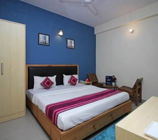 OYO 9046 Hotel Metro Star