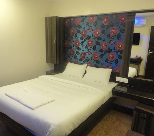 FabHotel Lemon Park