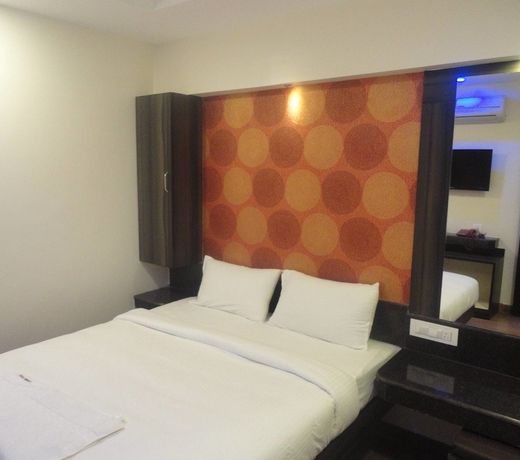 FabHotel Lemon Park