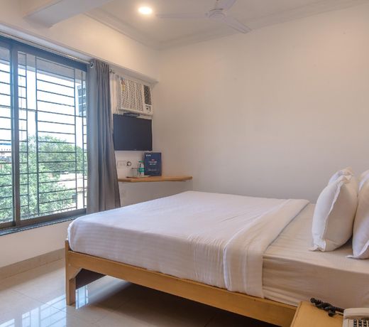 OYO Flagship 572 Santacruz West