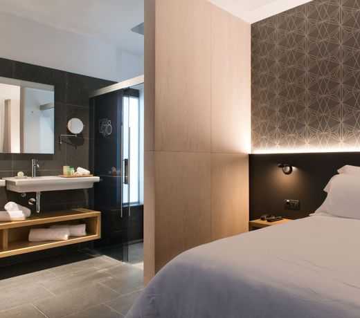 Suites 1478