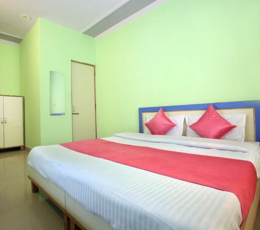 OYO 9038 Hotel Comfort