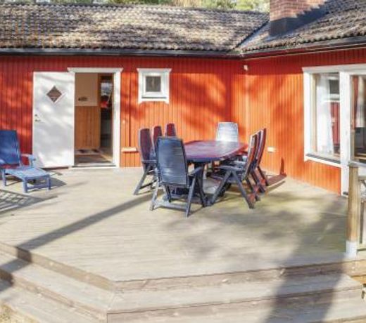 Three-Bedroom Holiday Home in Yngsjo
