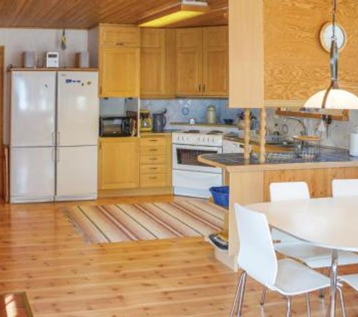 Three-Bedroom Holiday Home in Yngsjo