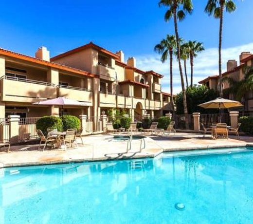 Private Resort Community Surrounded By Mountains w/3 Pool-Spa Complexes, ALL HEATED & OPEN 24/7/365!