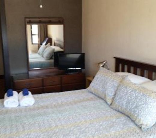 Foveaux Hotel