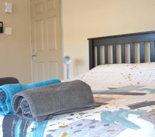 Upper Long Street Apartment. Heart of Cape Town!