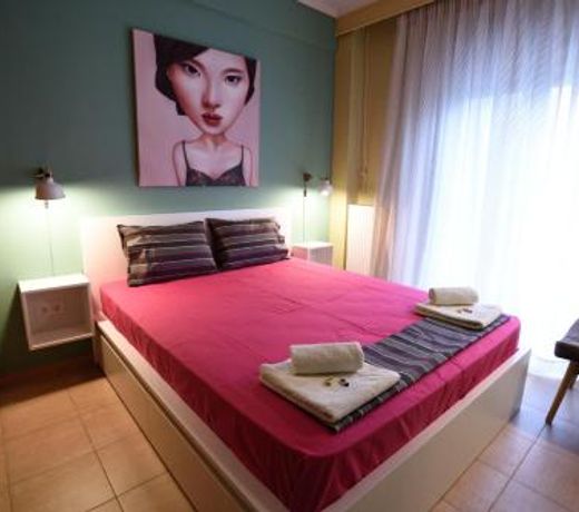 Anestis Home