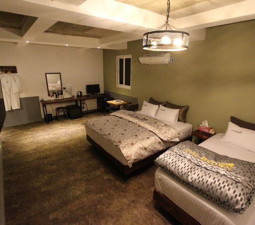 Brown Hotel