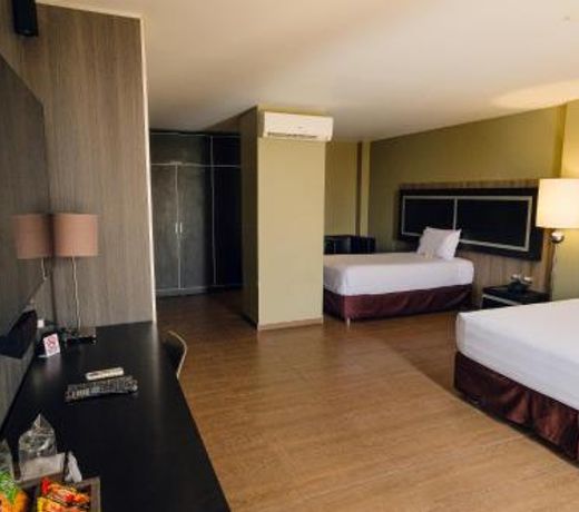 Rado Hotel - Santa María