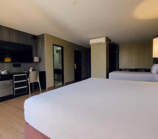 Rado Hotel - Santa María