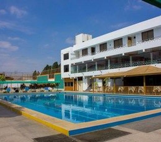 Las Poncianas Hotel