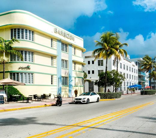 Barbizon on Ocean Drive Apartments
