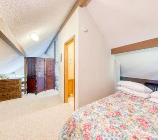 Haystack Hideaway