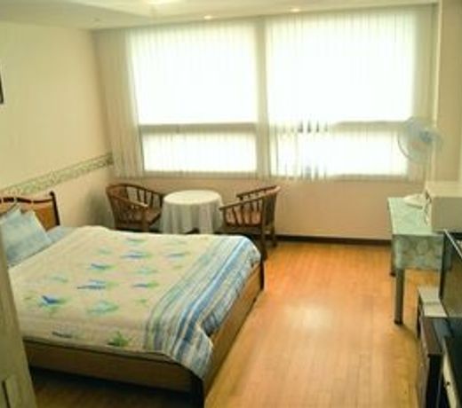 New Airport Guesthouse
