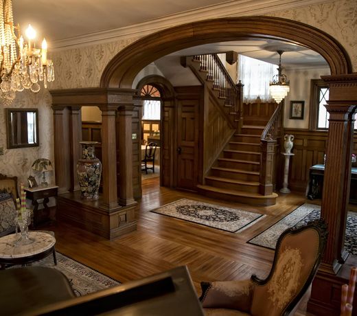 Circular Manor Bed and Breakfast