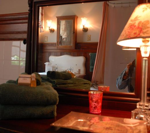 Circular Manor Bed and Breakfast