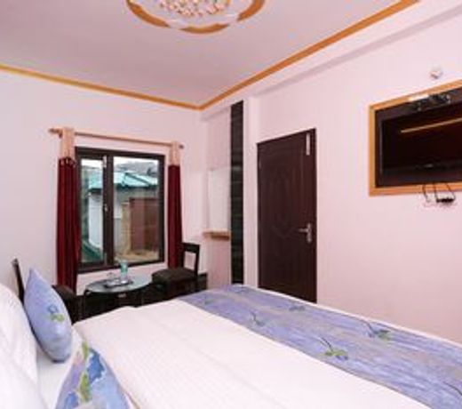 OYO 8986 Lake City Nainital