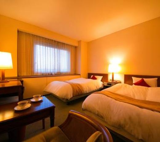 Plaza Hotel Itakura