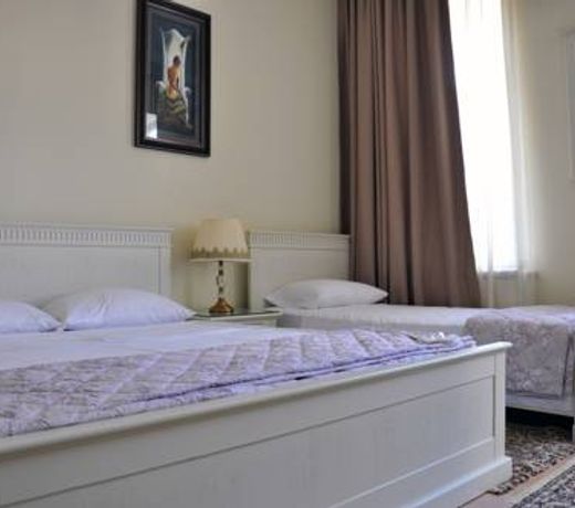 Crown Hotel