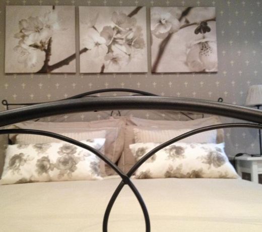Cherry House Bed&Breakfast