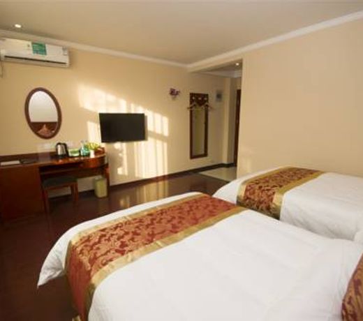 GreenTree Inn Zhuhai Mingzhu Station Express Hotel