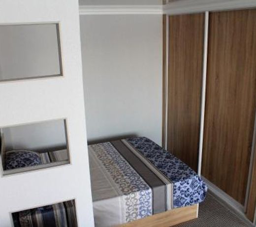 Apartment on Volodarskogo 27