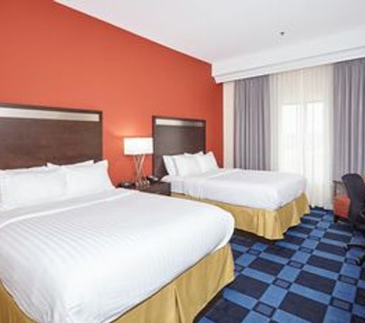 Holiday Inn Express and Suites Columbia University Area, an IHG Hotel