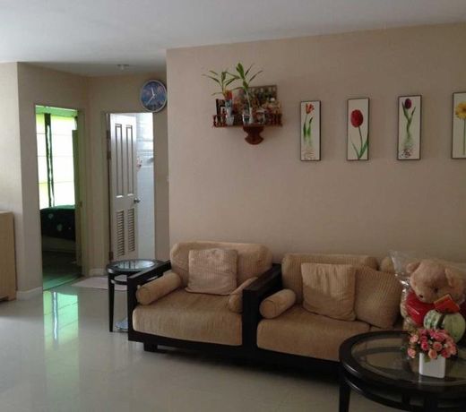 Metropark Sathorn Residence