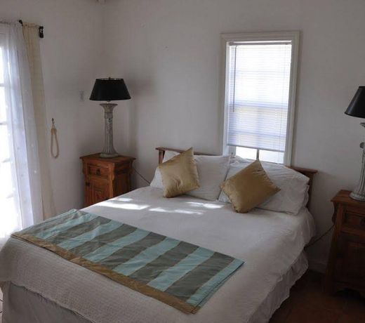 Harbour Breeze Villa