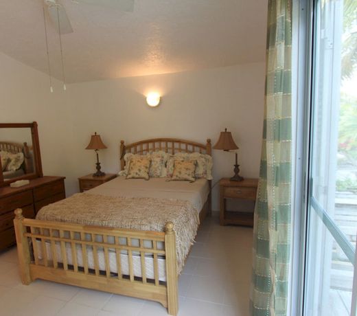 Harbour Breeze Villa
