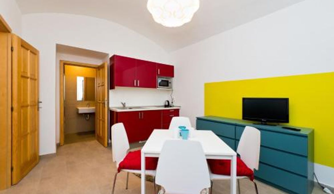 Budget Apartment