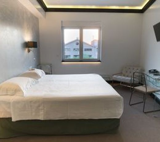 Andromeda Downtown Suites