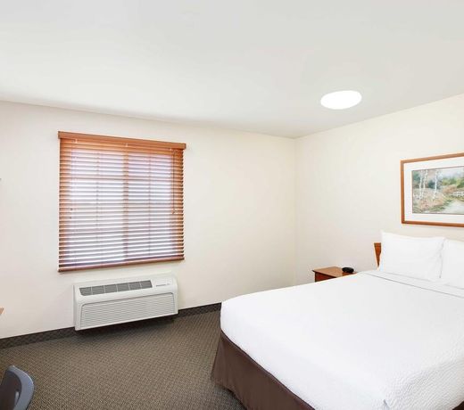 WoodSpring Suites Houston La Porte
