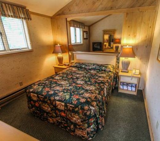 Smoketree Lodge, a VRI resort
