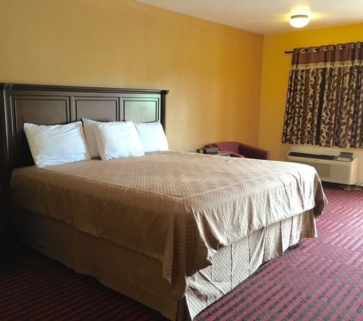 OYO Hotel Jefferson TX Hwy 59