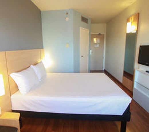 ibis Joinville
