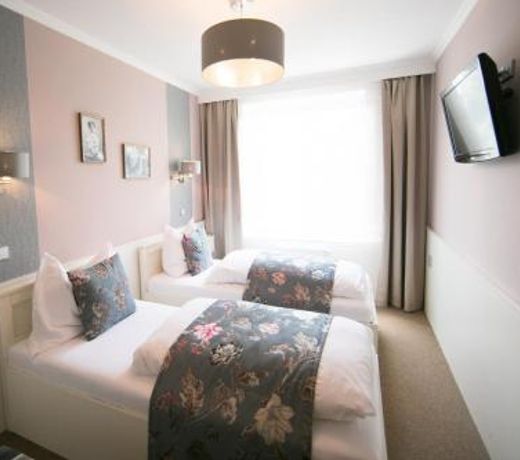Hotel Golfi