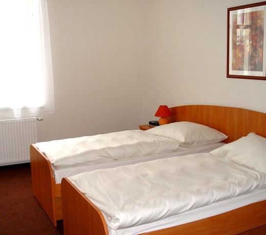 HOTEL ZIMNI LAZNE