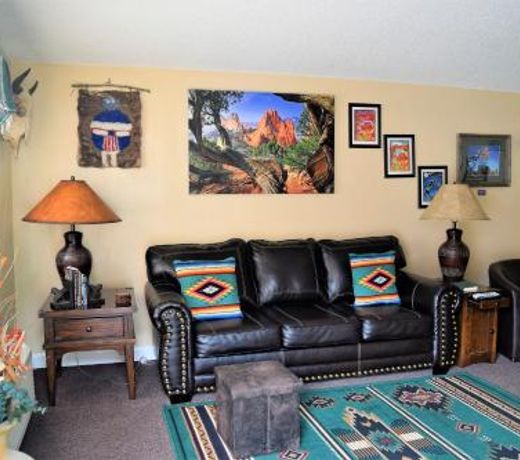 St Danes Pinyon Pine Cabin