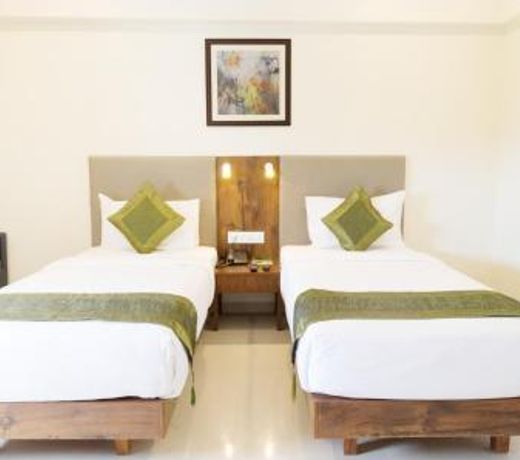 J ESVI Hotels