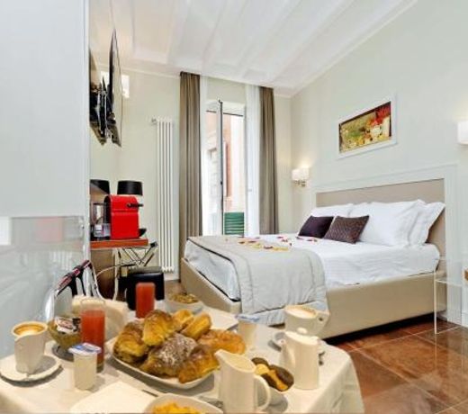 Piazza Venezia Grand Suite