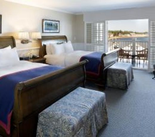 Madison Beach Hotel, Curio Collection by Hilton