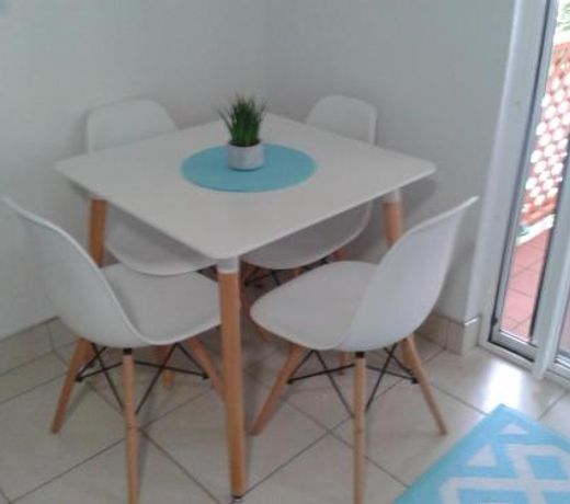 Apartment in Dolphin Heads