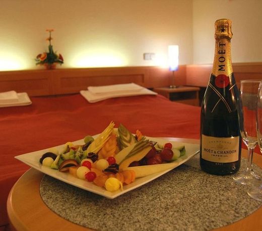 Jan Maria Hotel & Restaurant