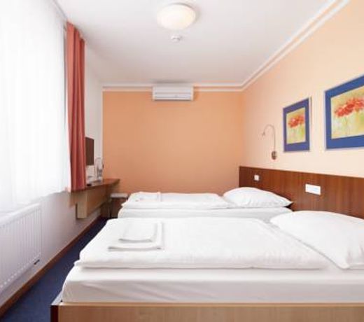 Hotel Nikolas